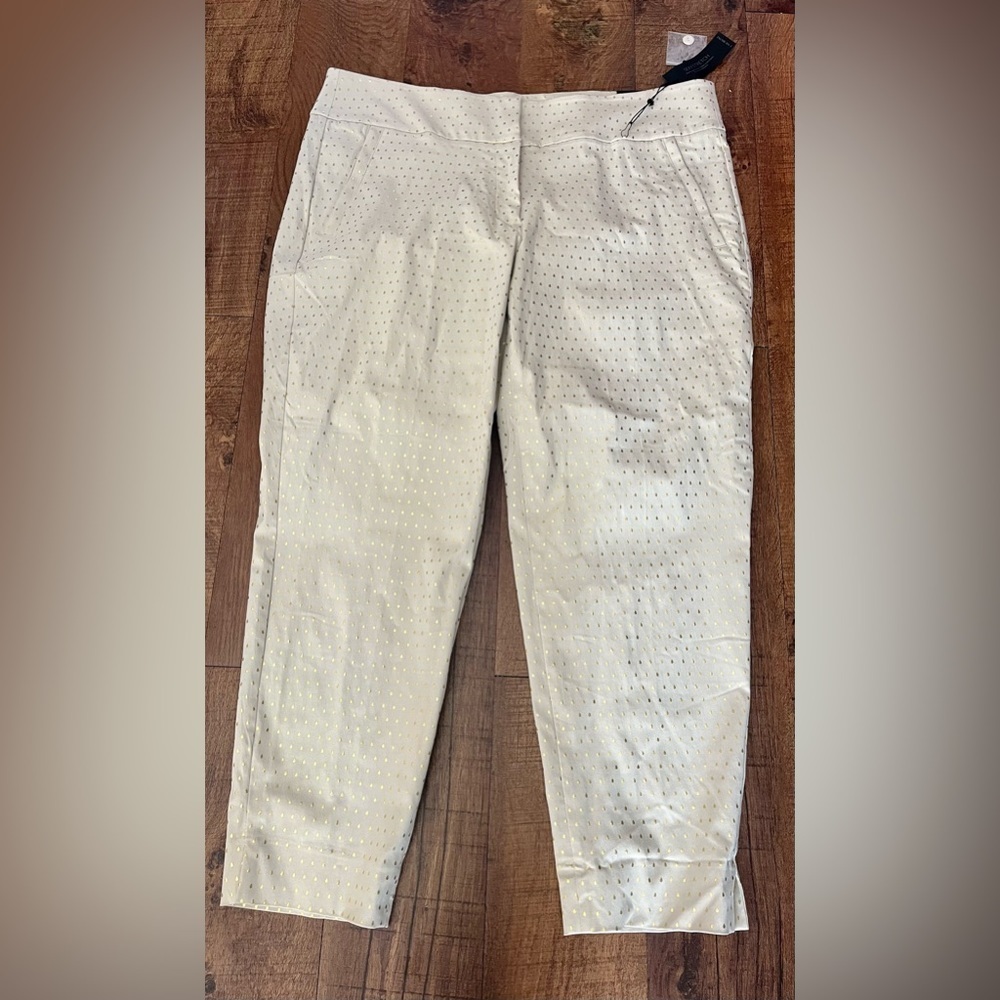 NWT the Lena Womens crop pants plus Sz 20 cream gold metallic lane Bryant